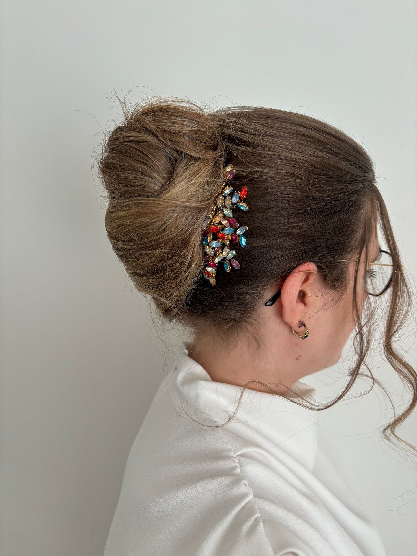 Broche de cheveux Alba multicolor taille L et S dans un chignon banane- Jude and Clo