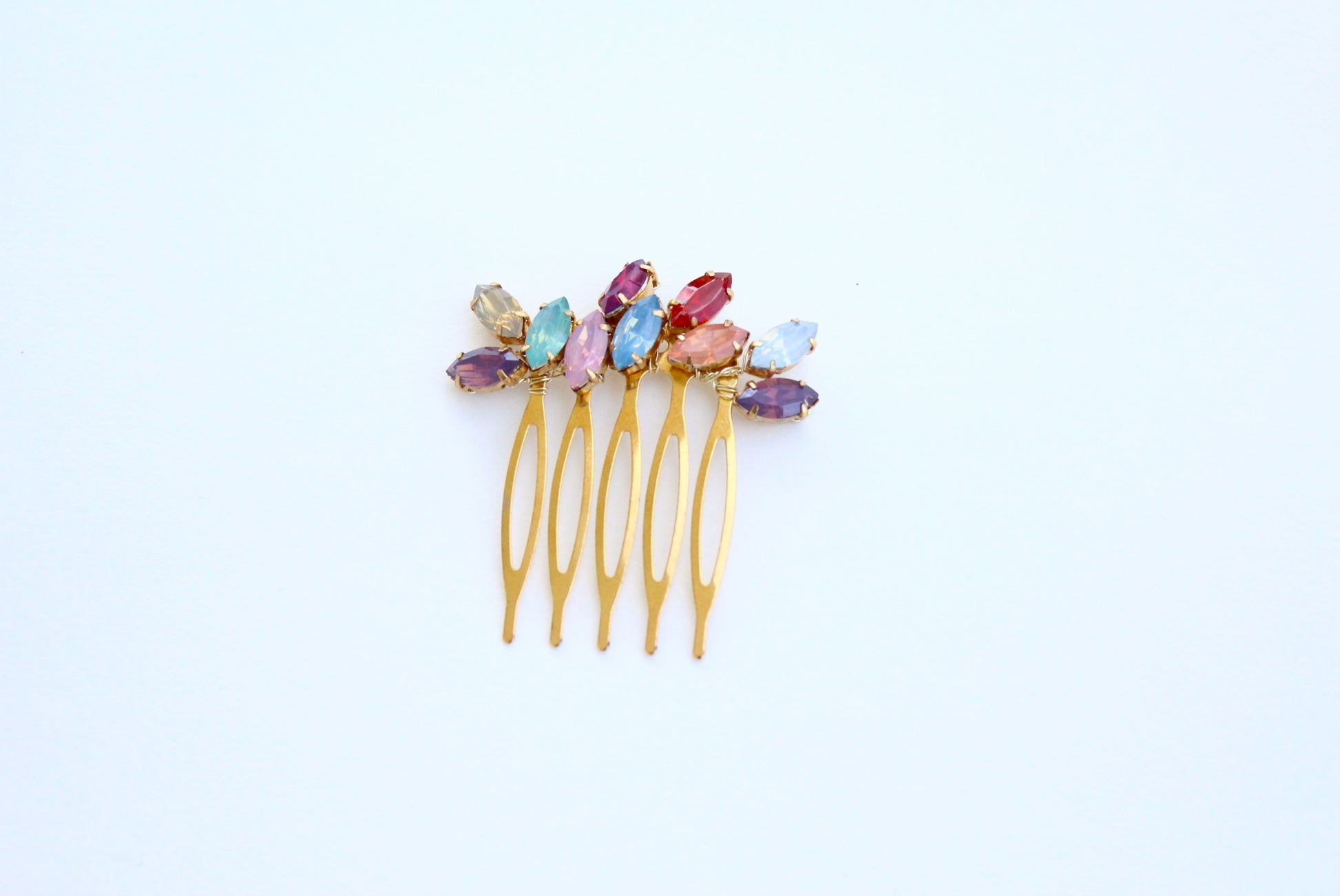 Barrette Alba M sur fond blanc